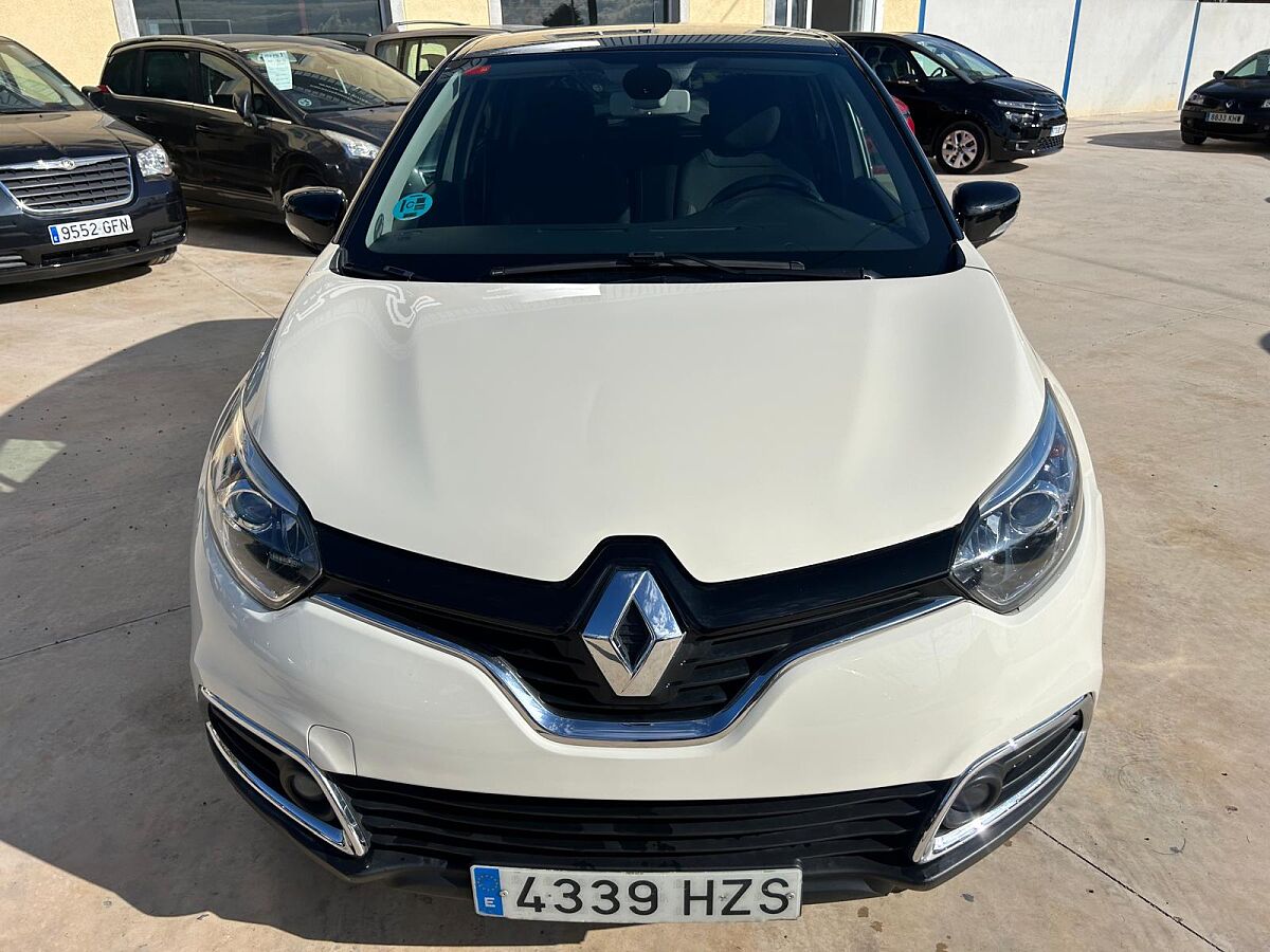 RENAULT CAPTUR ZEN 1.2 TCE AUTO SPANISH LHD IN SPAIN 75000 MILES SUPERB 2014